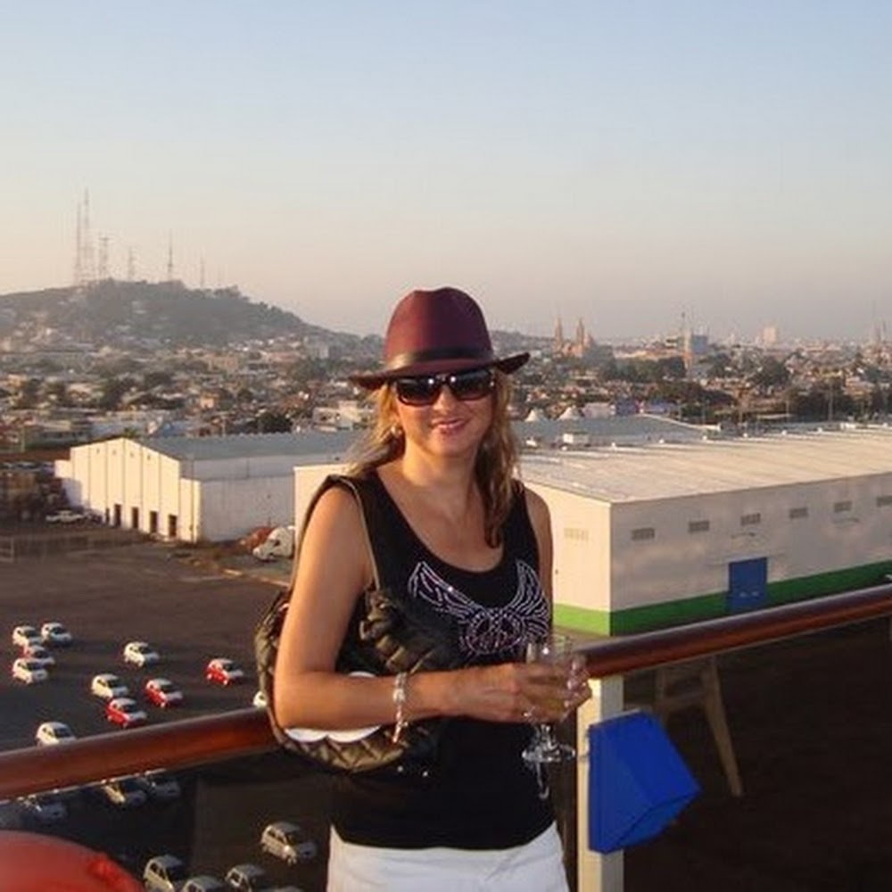 Meet your Posher, Karen